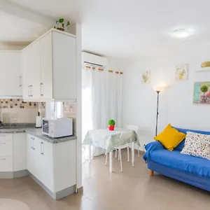 https://live-la-laguna-heraclio.tenerifehoteles.net